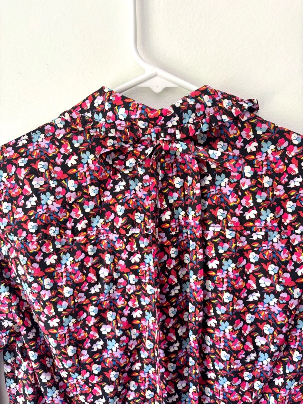J. Crew Liberty Floral Print Sarah Button Down Front Neck Tie Preppy Black Pink - Picture 8 of 12
